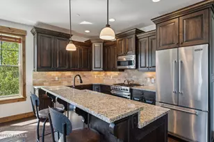 9855 N Vista Dr, Heber City, UT 84032 - Photo 7