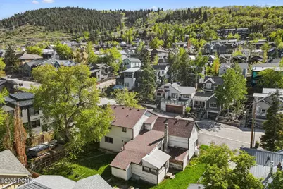 1020 Woodside Avenue, Park City, UT 84060 - Photo 11