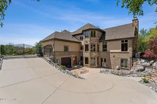 1 Cross Hill Ln, Sandy, UT 84092 - Photo 13