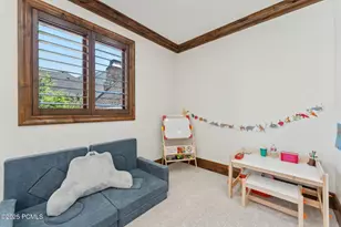 1 Cross Hill Ln, Sandy, UT 84092 - Photo 41