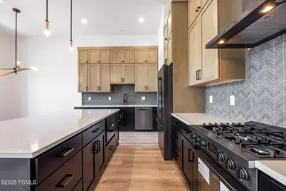 424 W Ascent Drive, Hideout, UT 84036 - Photo 9