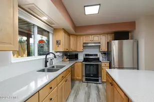 3250 N River Dr, Eden, UT 84310 - Photo 37