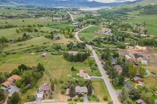 3250 N River Dr, Eden, UT 84310 - Photo 27