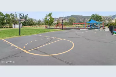 1925 E Hillcrest Avenue, Salt Lake City, UT 84106 - Photo 51