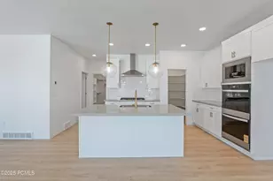 1877 S Sawmill Blvd, Heber City, UT 84032 - Photo 11