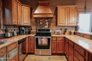 2458 Forest Meadow Rd, Coalville, UT 84017 - Photo 15