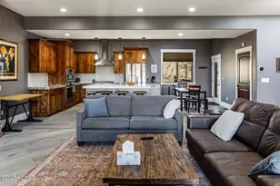 10352 N Sightline Cir, Hideout, UT 84036 - Photo 7