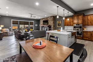 10352 N Sightline Cir, Hideout, UT 84036 - Photo 9