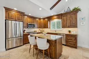 1917 E Holladay View Pl, Holladay, UT 84117 - Photo 13