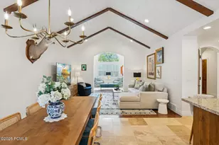 1917 E Holladay View Pl, Holladay, UT 84117 - Photo 7