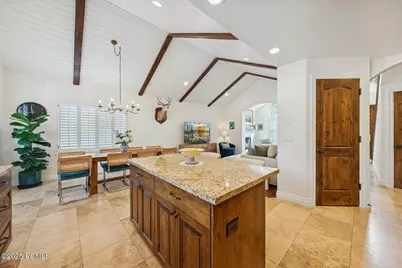 1917 E Holladay View Place, Holladay, UT 84117 - Photo 11