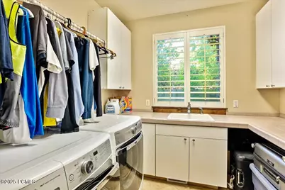 4757 S Meadowview Road, Murray, UT 84107 - Photo 35