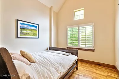 4757 S Meadowview Road, Murray, UT 84107 - Photo 53