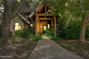 4757 S Meadowview Rd, Murray, UT 84107 - Photo 7