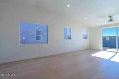 3001 N 570, Hurricane, UT 84737 - Photo 23