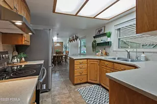 2575 W State Rd 32, Peoa, UT 84061 - Photo 25