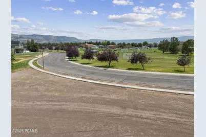 828 S School House Way, Heber City, UT 84032 - Photo 3