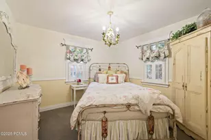 2238 E Cottonwood Cove Ln, Cottonwood Heights, UT 84121 - Photo 89