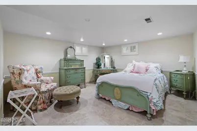 2238 E Cottonwood Cove Lane, Cottonwood Heights, UT 84121 - Photo 91