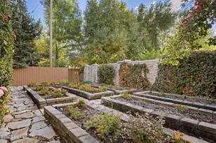 2238 E Cottonwood Cove Ln, Cottonwood Heights, UT 84121 - Photo 101