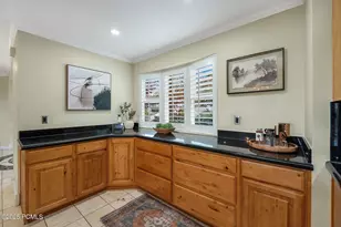 8504 Kings Hill Dr, Cottonwood Heights, UT 84121 - Photo 9