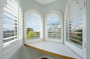 8504 Kings Hill Dr, Cottonwood Heights, UT 84121 - Photo 43