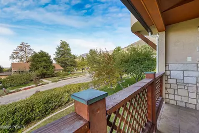 8504 Kings Hill Drive, Cottonwood Heights, UT 84121 - Photo 19