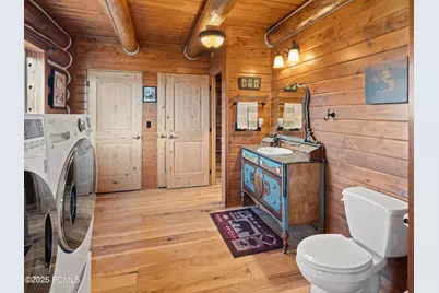 7768 N 1075, Huntsville, UT 84317 - Photo 29