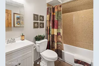 7768 N 1075, Huntsville, UT 84317 - Photo 45