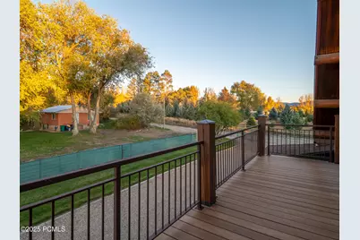 7768 N 1075, Huntsville, UT 84317 - Photo 35
