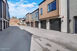 8254 N Sandalwood Ln, Park City, UT 84098 - Photo 29