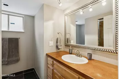 3651 E Oakview Drive, Millcreek, UT 84124 - Photo 39