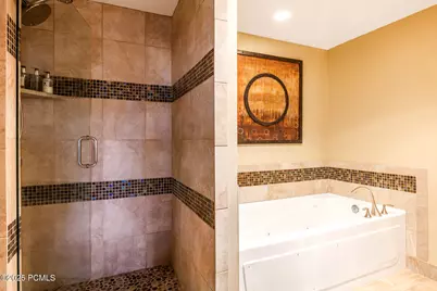3720 N Sundial Court #B203, Park City, UT 84098 - Photo 13