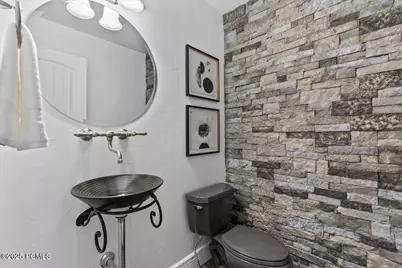 2541 E Stonebury Loop Rd, Springville, UT 84663 - Photo 31