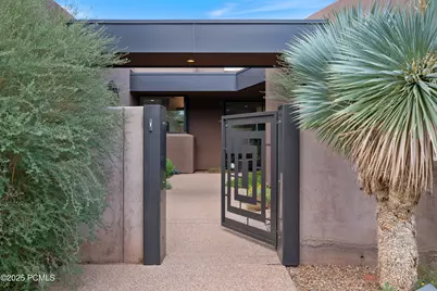 308 W Mallow Way, Ivins, UT 84738 - Photo 5