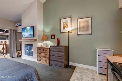 2235 Sidewinder Drive #424, Park City, UT 84060 - Photo 3