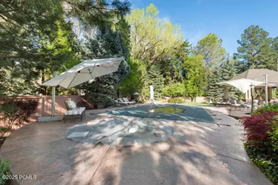 2062 E Walker Lane, Salt Lake City, UT 84117 - Photo 49