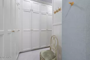 2062 E Walker Ln, Salt Lake City, UT 84117 - Photo 15