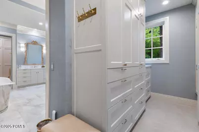 2062 E Walker Lane, Salt Lake City, UT 84117 - Photo 17