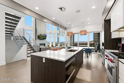 2752 High Mountain Road #1102, Park City, UT 84098 - Photo 9