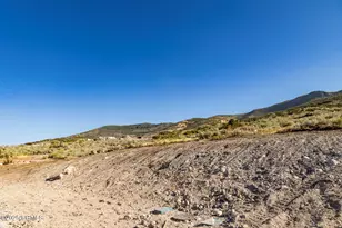 1241 E Wildflower Cir, Heber City, UT 84032 - Photo 11