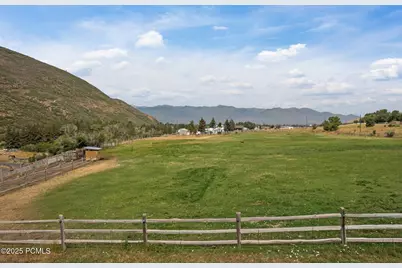 4611 S Cove Lane, Daniel, UT 84032 - Photo 5