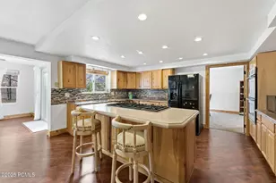 11551 S Woodhampton Dr, Sandy, UT 84092 - Photo 29