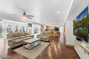 11551 S Woodhampton Dr, Sandy, UT 84092 - Photo 27