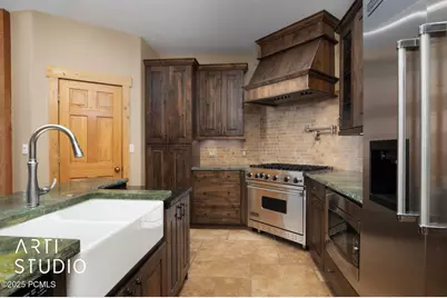 7352 Pine Ridge Drive, Park City, UT 84098 - Photo 9