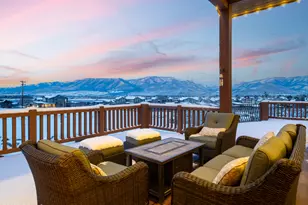 946 S Meadowlark Ln, Huntsville, UT 84317 - Photo 9