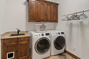 946 S Meadowlark Ln, Huntsville, UT 84317 - Photo 47