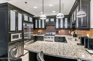 2100 Frostwood Blvd, Park City, UT 84098 - Photo 9