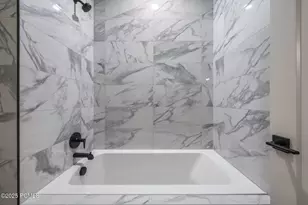 419 W Ascent Dr, Hideout, UT 84036 - Photo 27