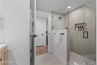 3720 N Sundial Court #B517, Park City, UT 84098 - Photo 23